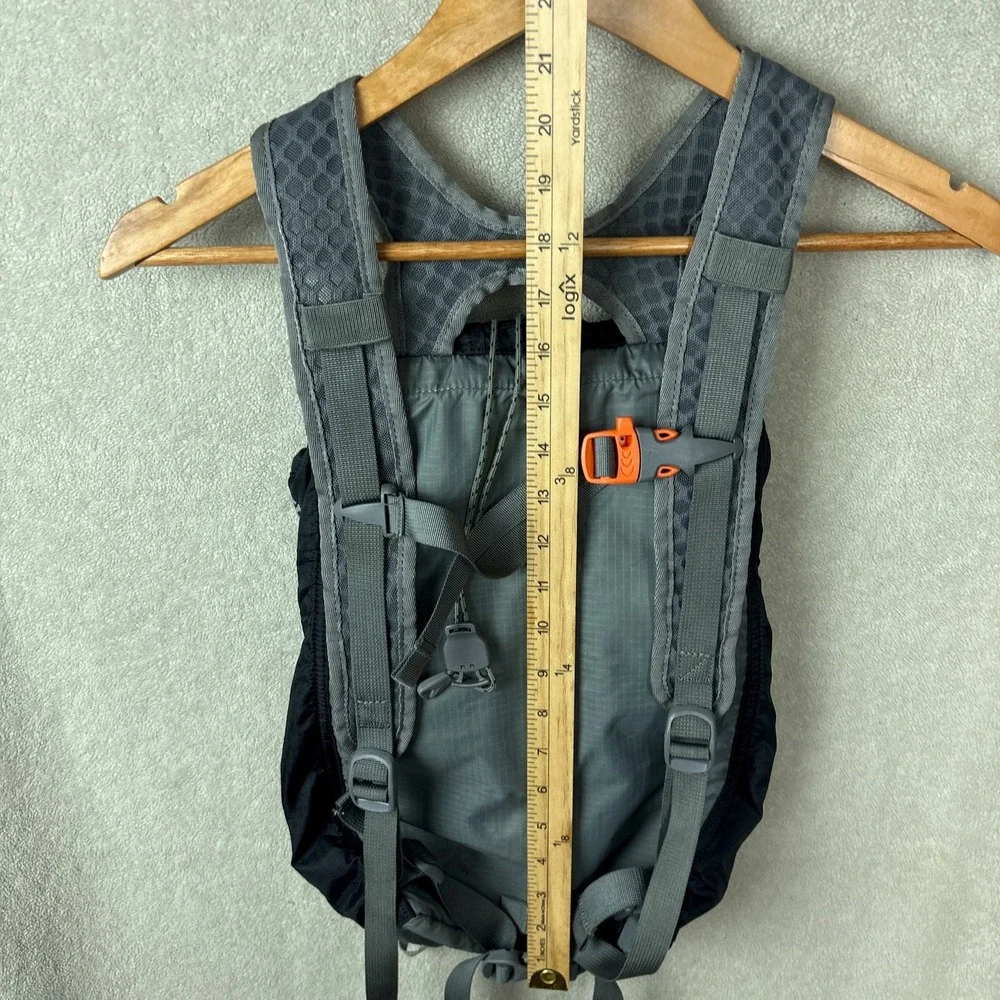 REI Flash 18 Drawstring Packable Lightweight Hiking Daypack Black